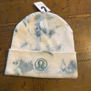 lululemon Warm Revelation Beanie - Size Large/X-Large
